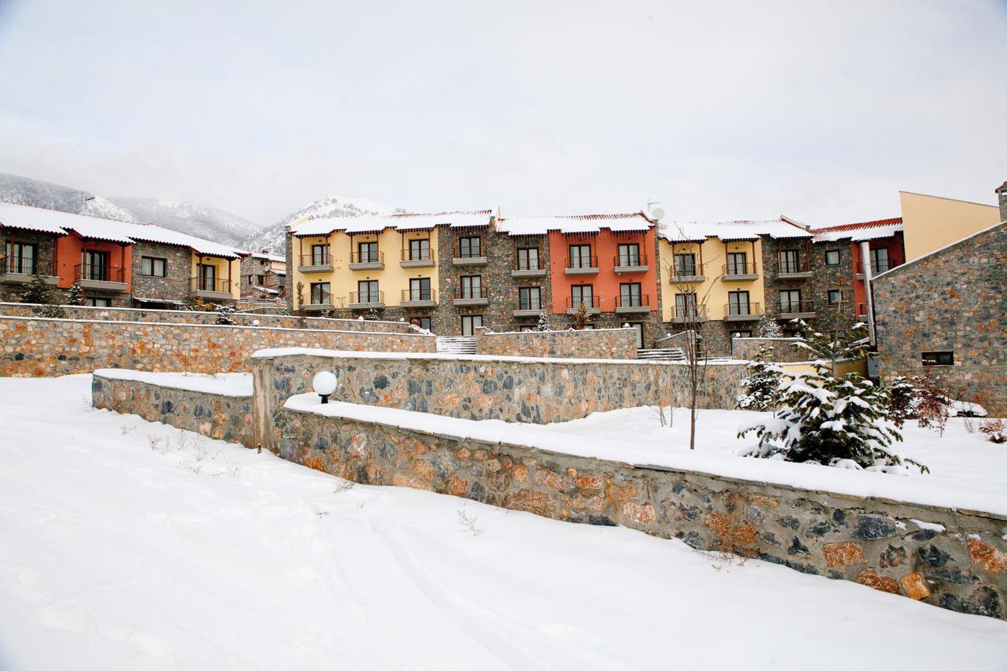 Domotel Neve Mountain Resort Agios Athanasios  Exterior foto